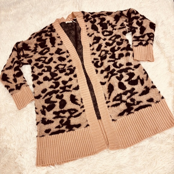 Dreamers by Debut Open Front Cardigan Sweater Pink Eyelet Animal Print Medium - Picture 4 of 12